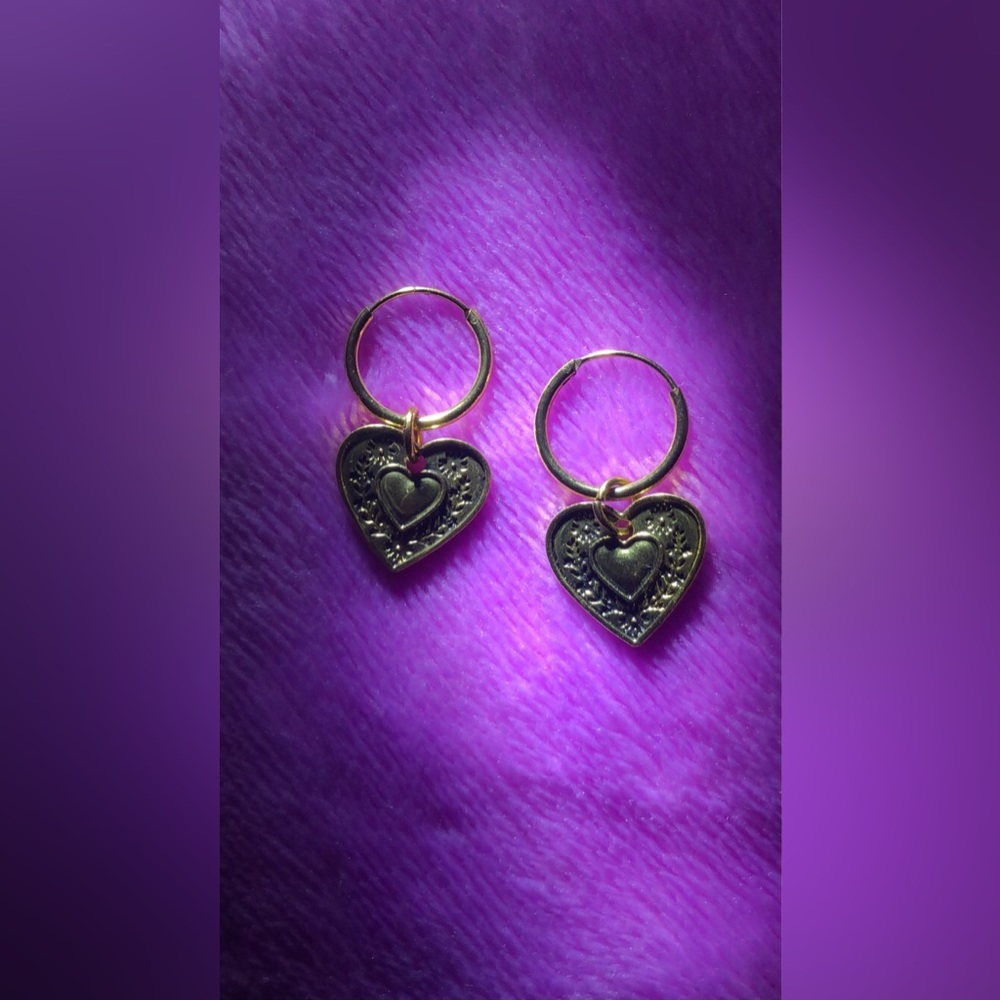 Vintage Style Floral Heart Earrings
